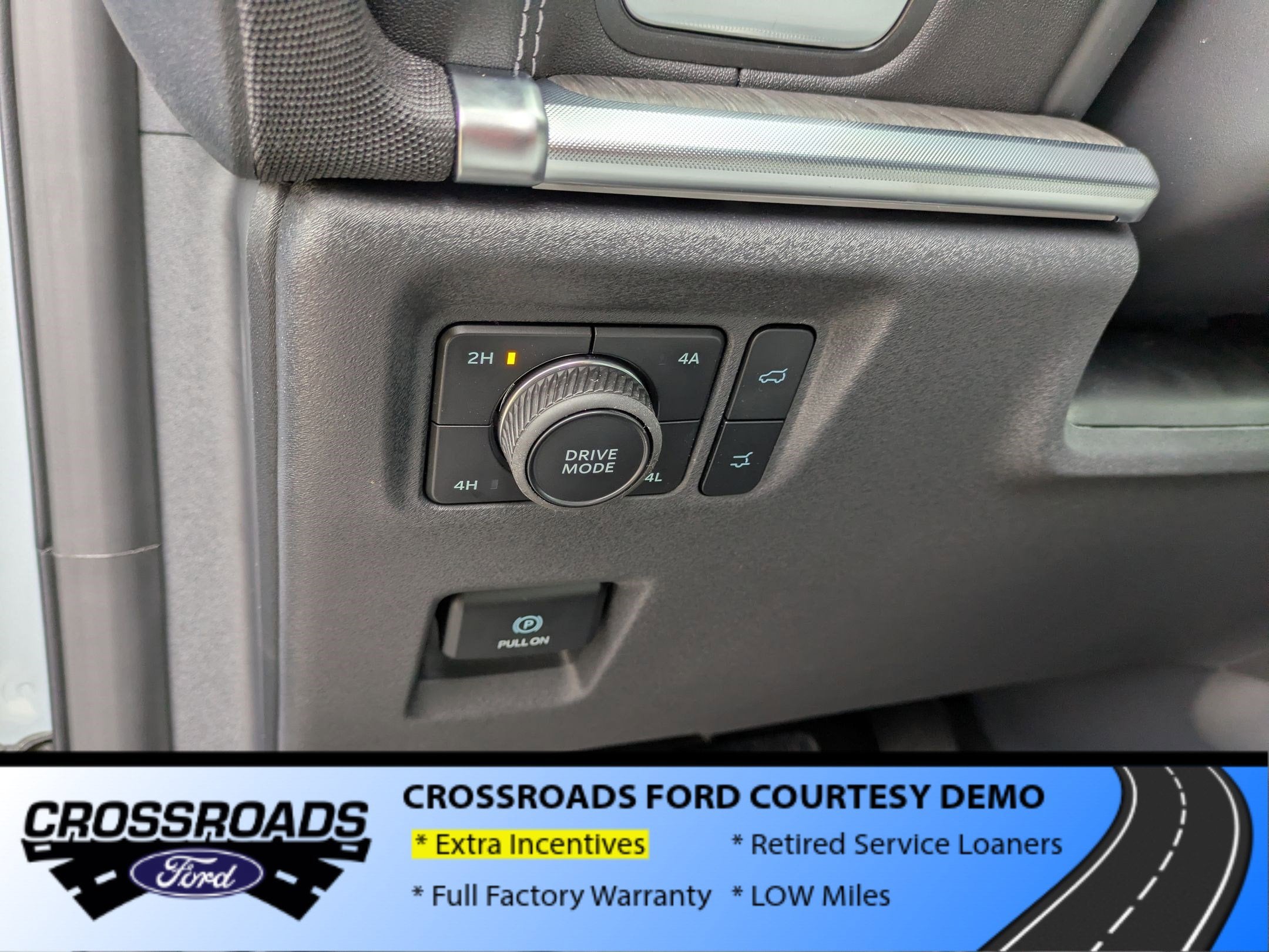 2025 Ford Expedition Platinum - Crossroads Courtesy Demo