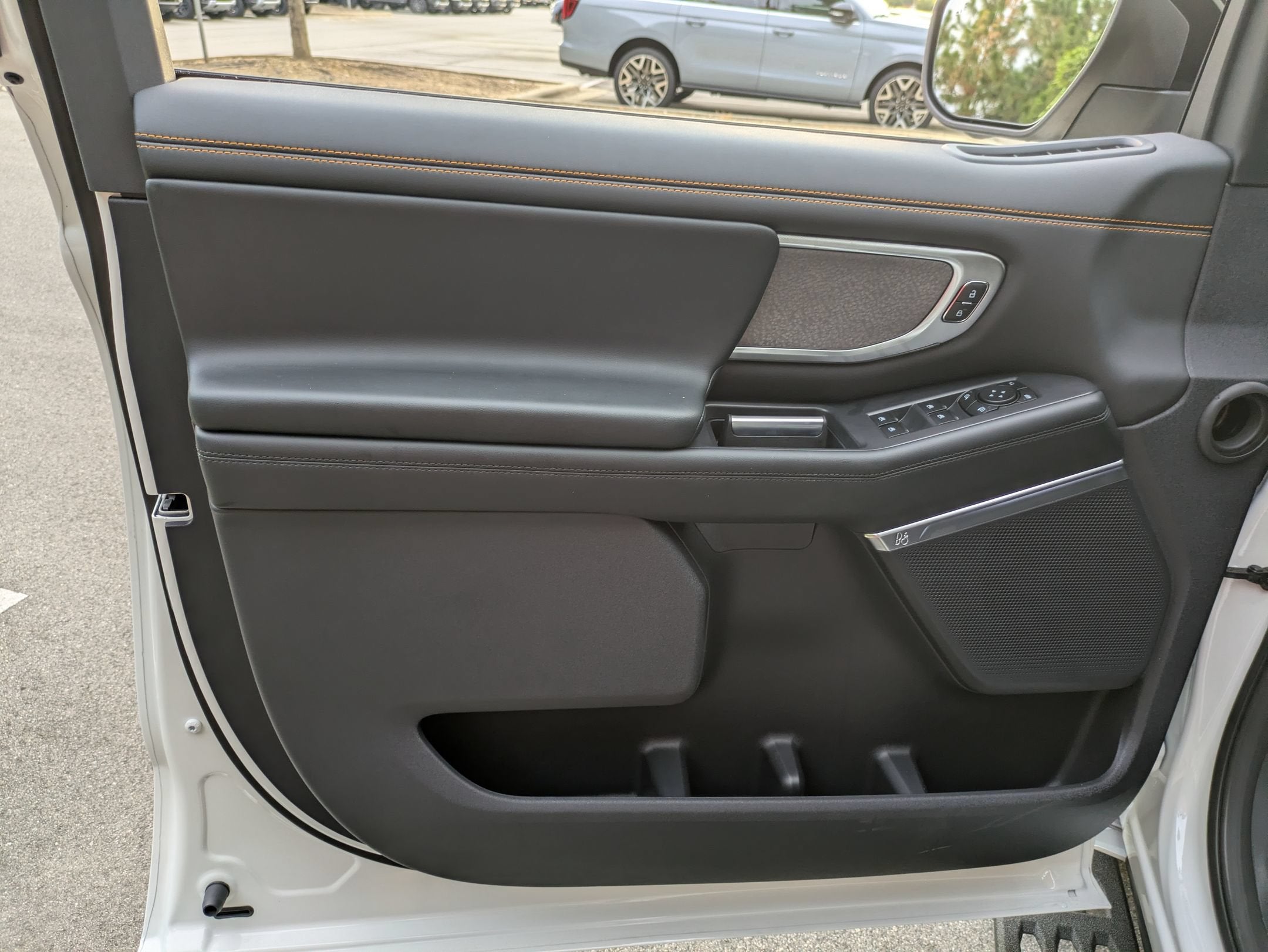 2027 Ford Expedition Tremor