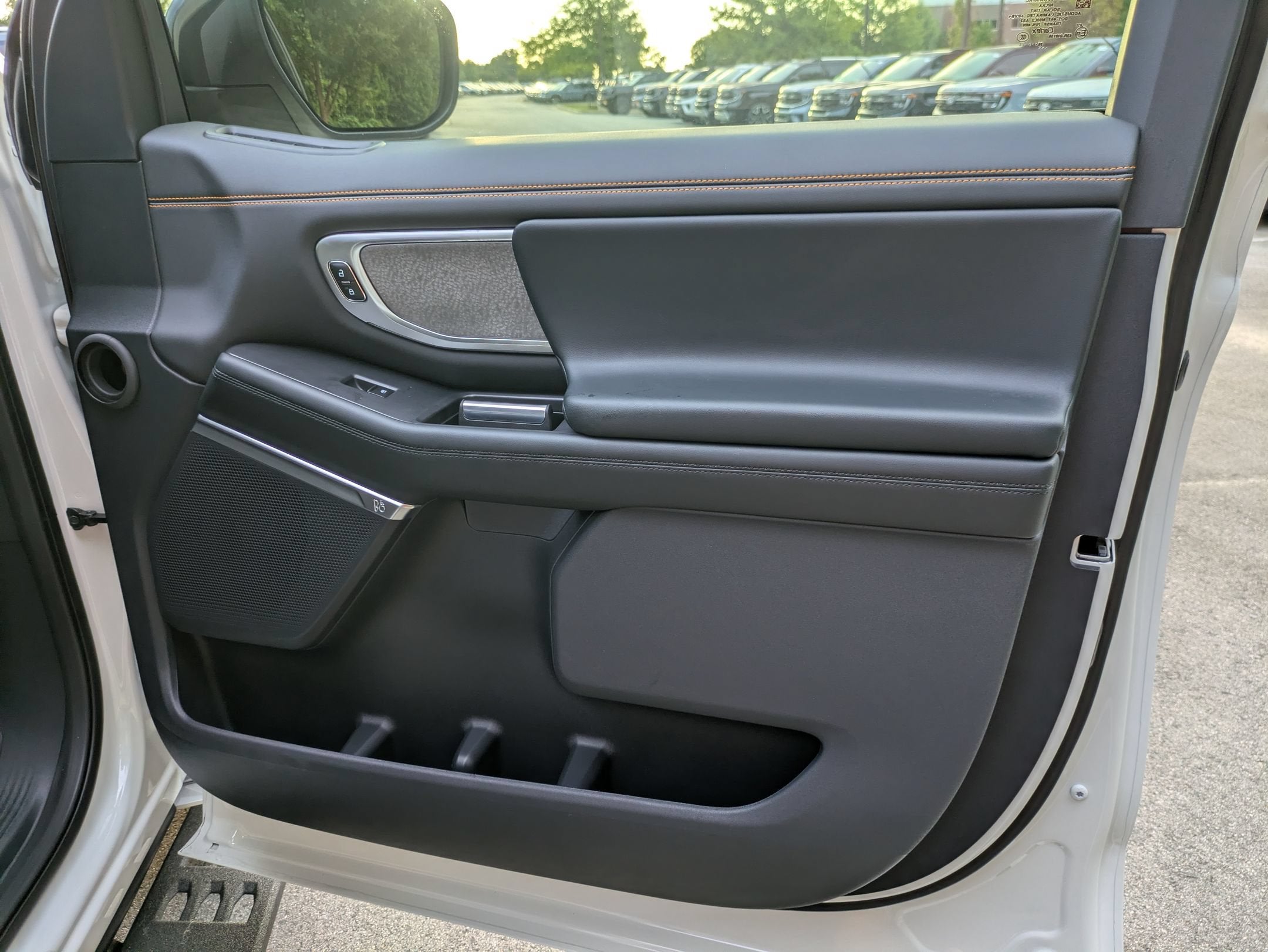 2027 Ford Expedition Tremor
