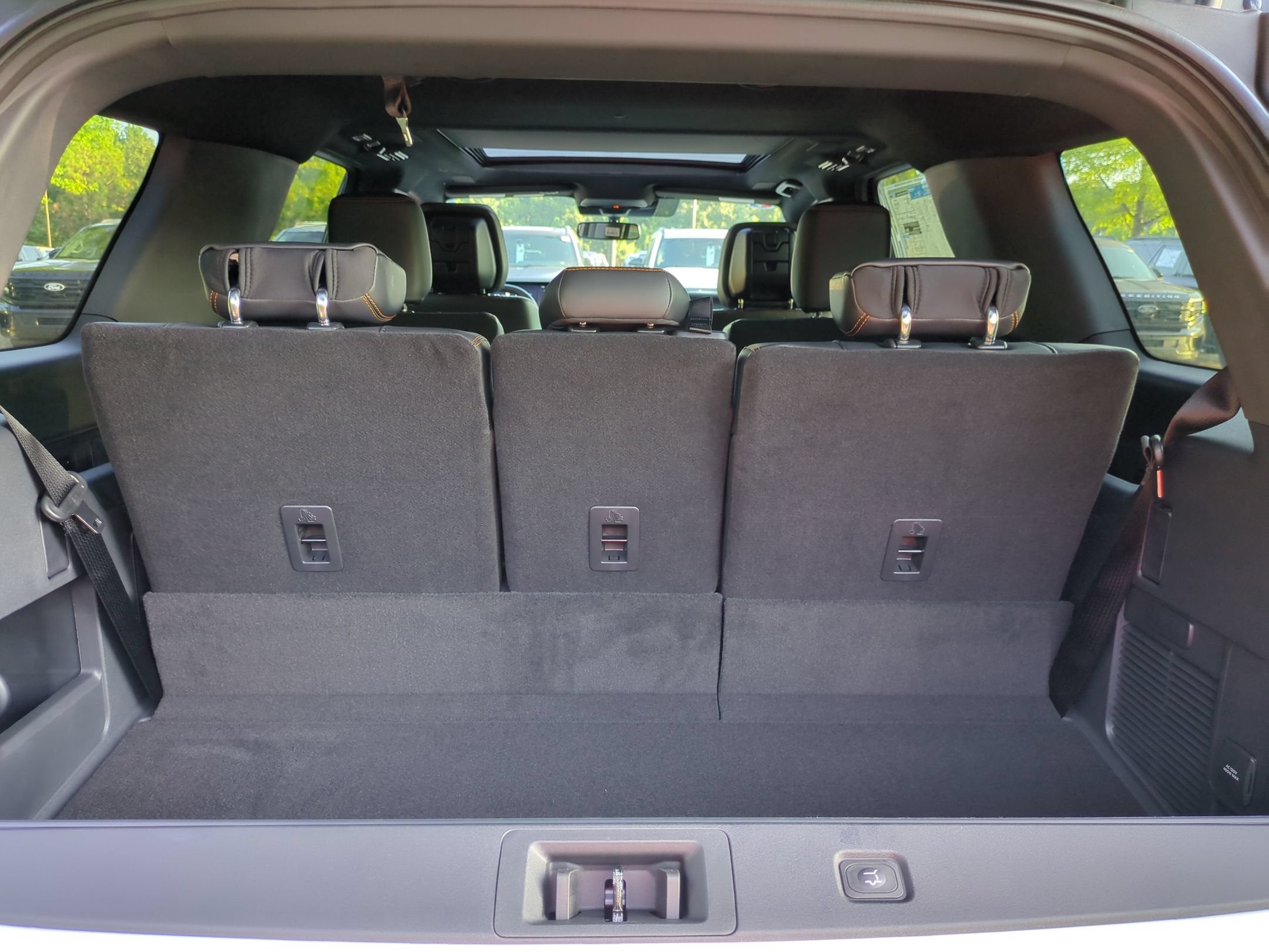 2027 Ford Expedition Tremor