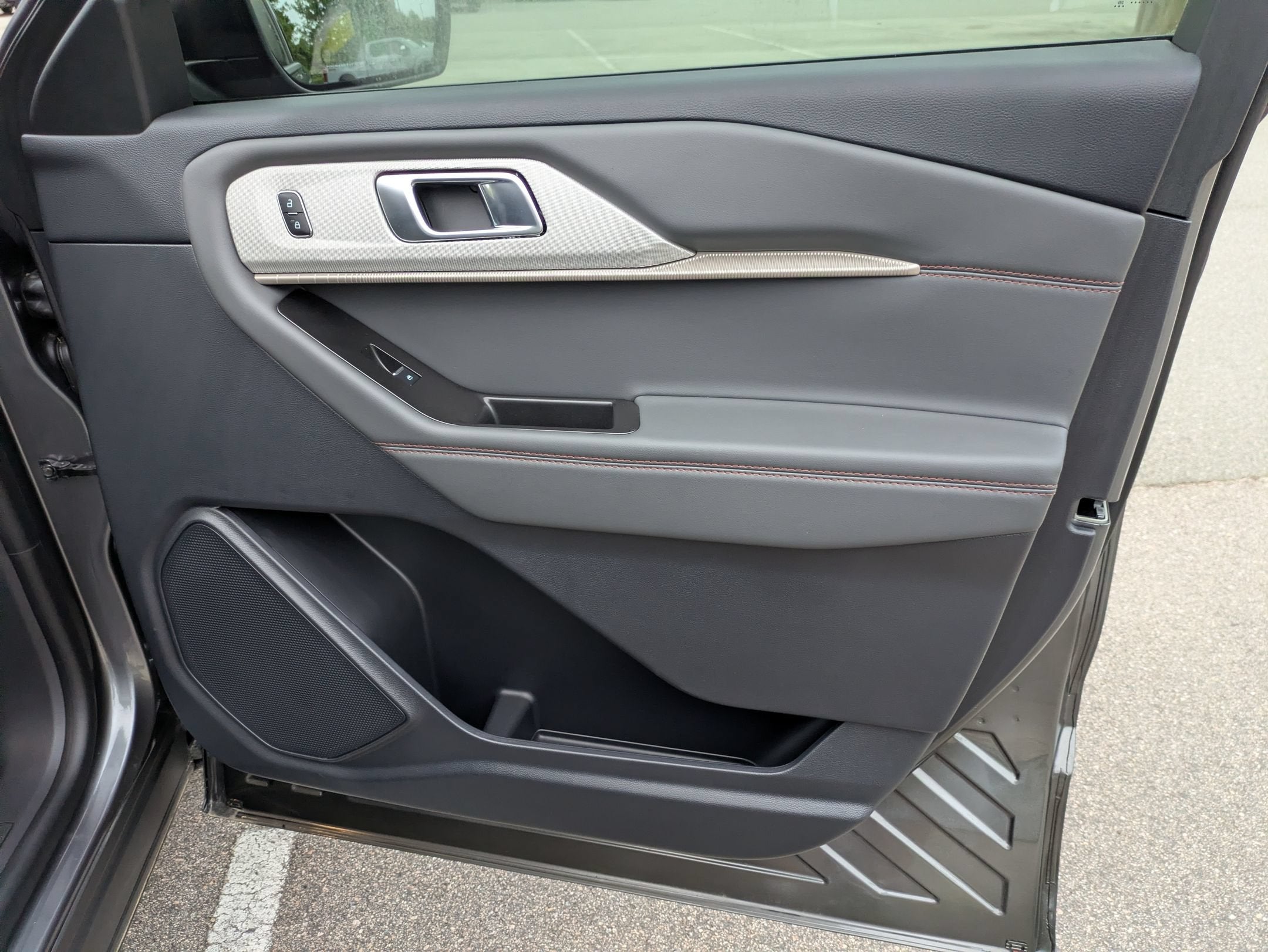 2026 Ford Explorer Active - Crossroads Courtesy Demo
