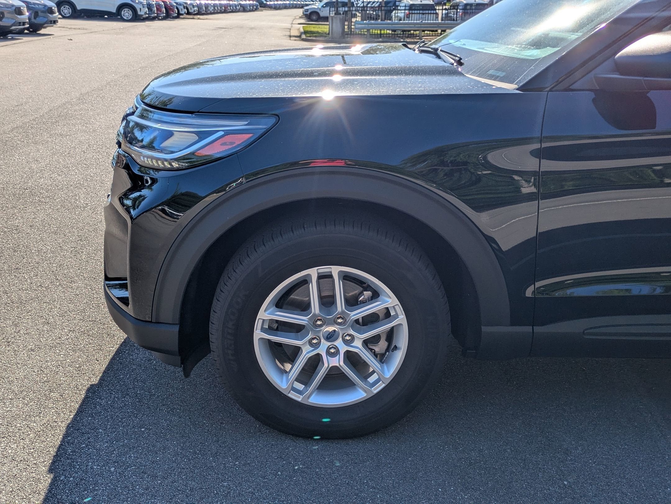 2026 Ford Explorer Active w/100A Pkg - Crossroads Courtesy Demo