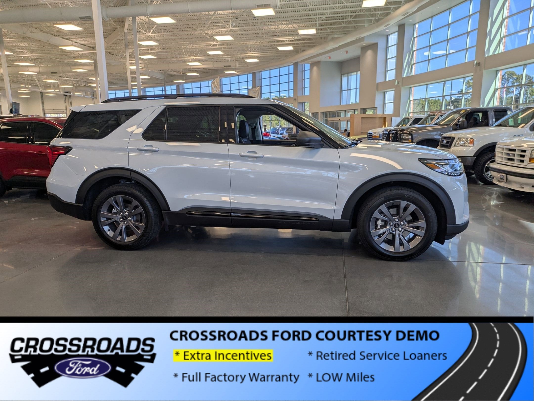 2026 Ford Explorer Active w/200A Pkg - Crossroads Courtesy Demo