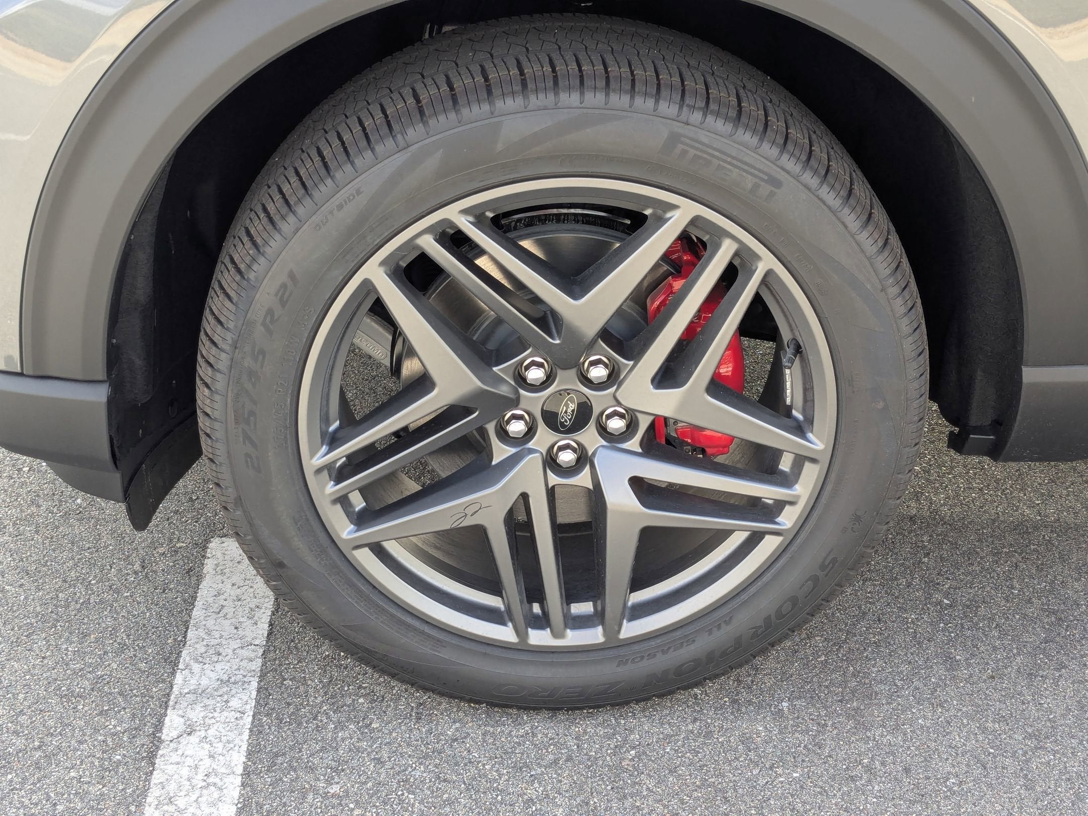 2026 Ford Explorer ST-Line