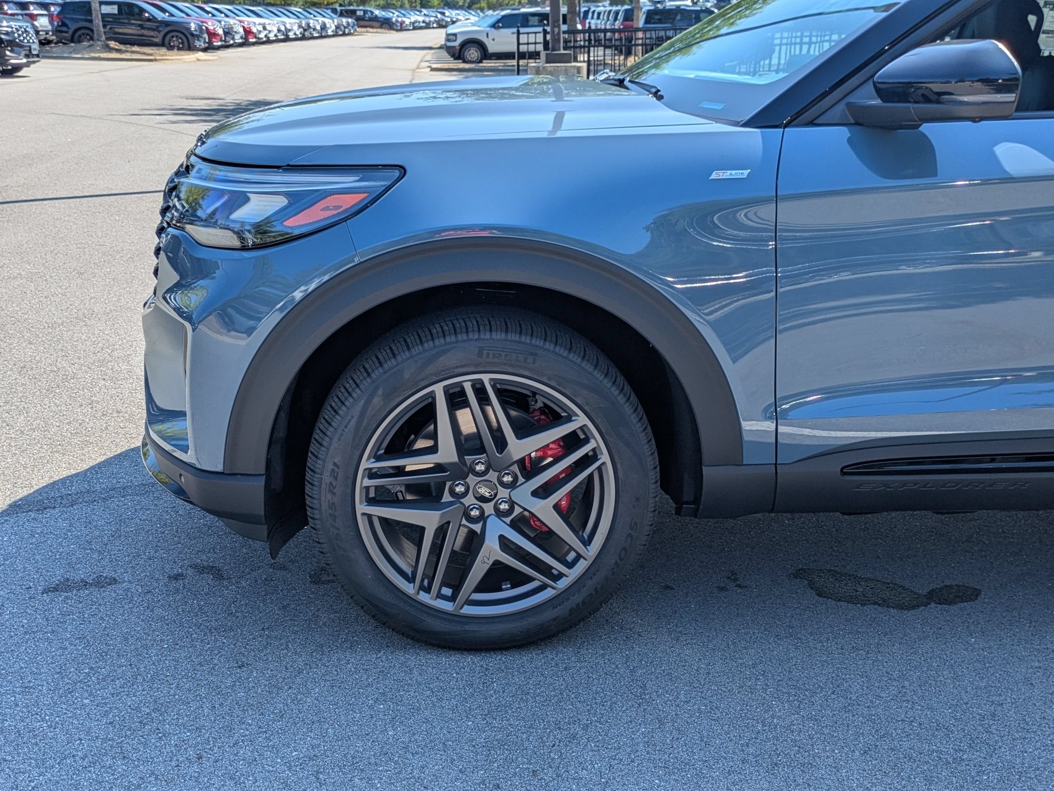 2027 Ford Explorer ST-Line