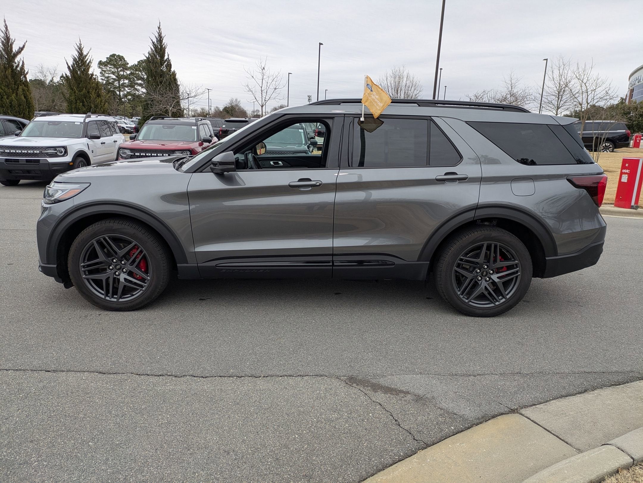 2025 Ford Explorer ST