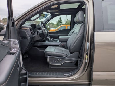 2023 Ford F-150 Lightning LARIAT