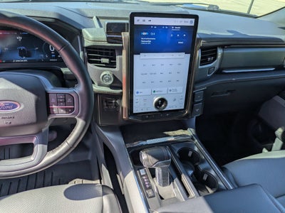 2023 Ford F-150 Lightning LARIAT