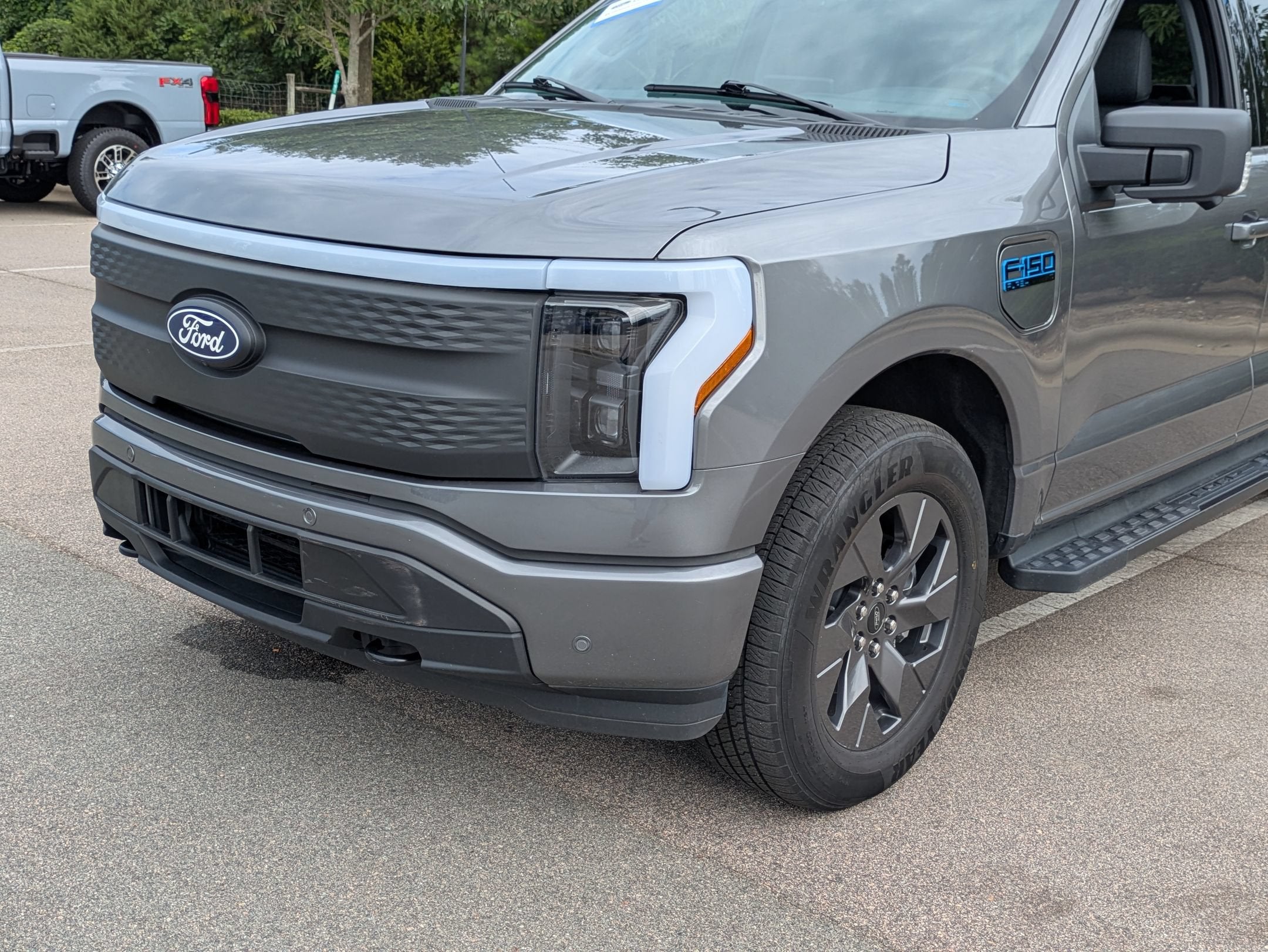 2024 Ford F-150 Lightning Flash