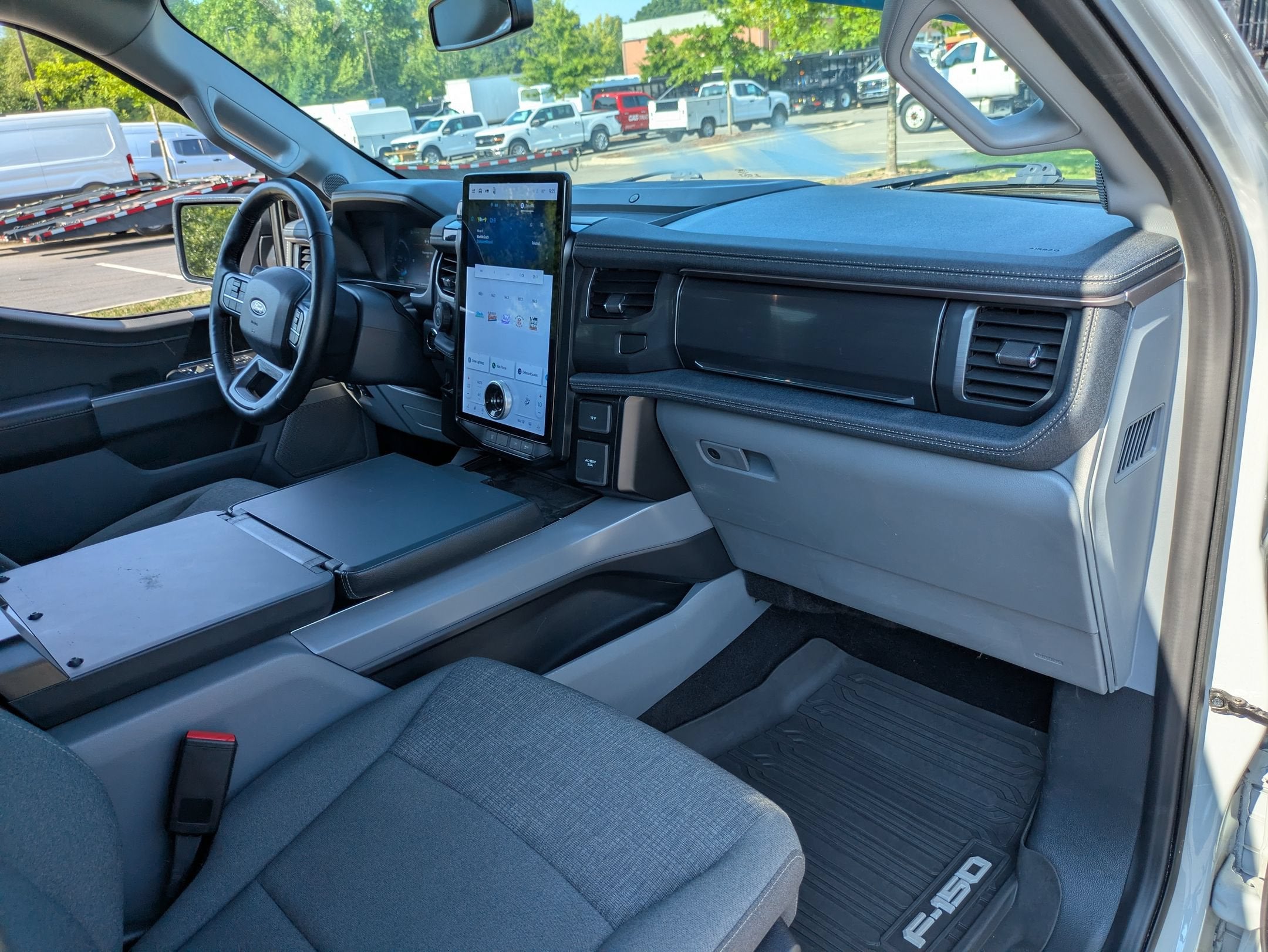 2024 Ford F-150 Lightning Flash