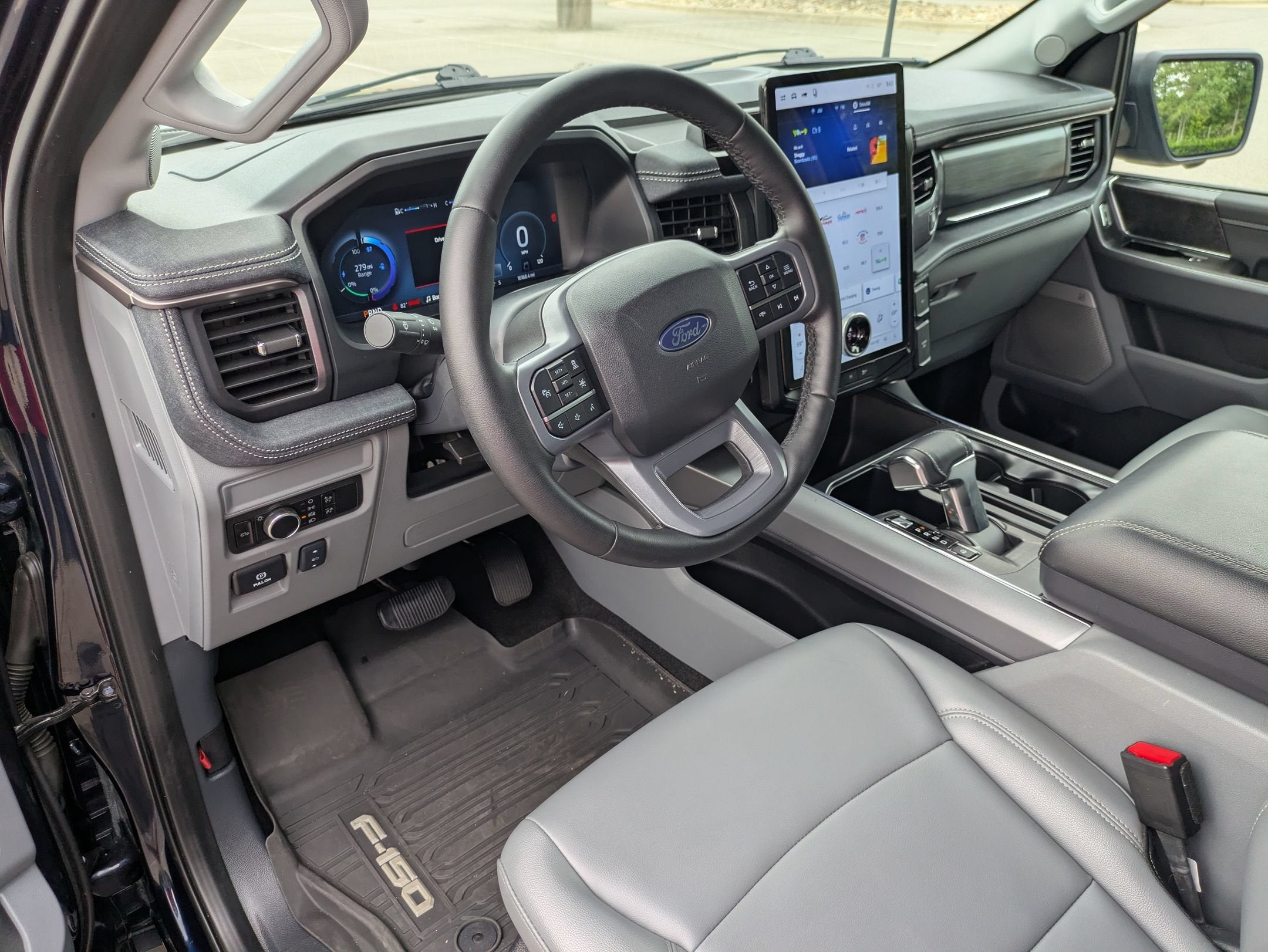 2025 Ford F-150 Lightning Flash