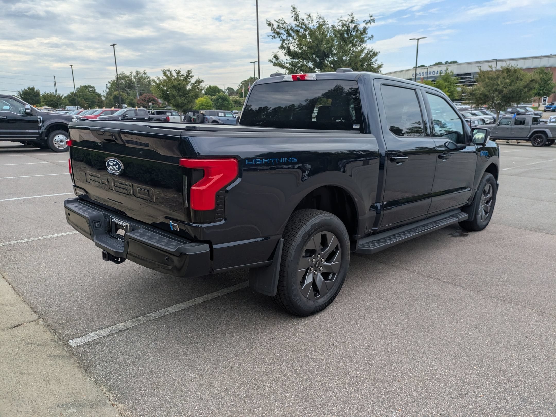 2025 Ford F-150 Lightning Flash