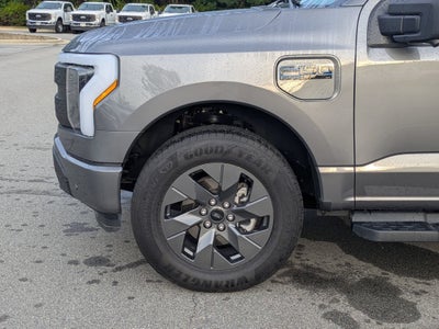 2025 Ford F-150 Lightning Flash