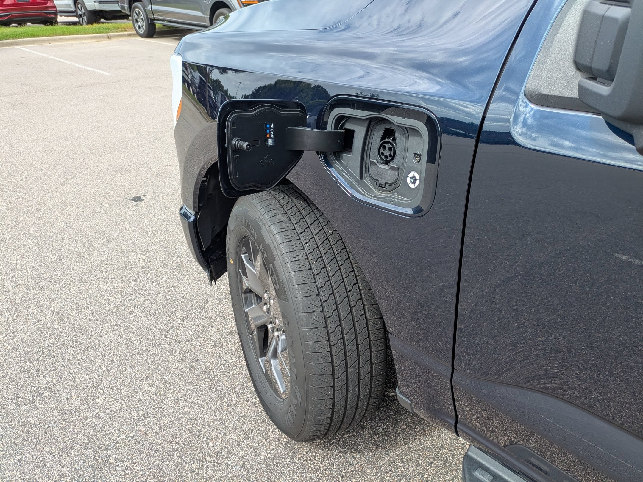 2025 Ford F-150 Lightning Flash
