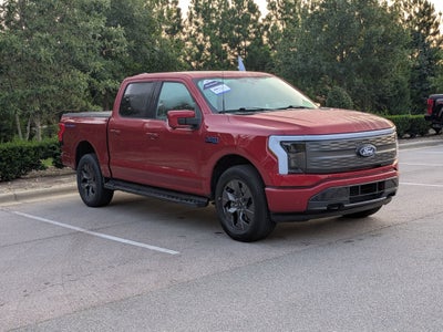 2024 Ford F-150 Lightning LARIAT