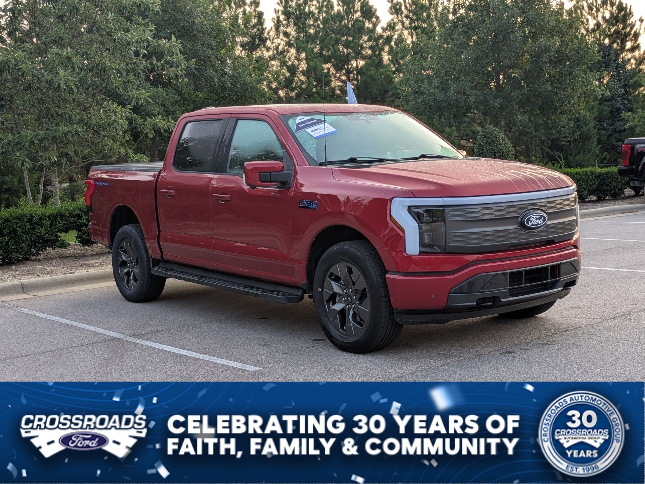 2024 Ford F-150 Lightning LARIAT