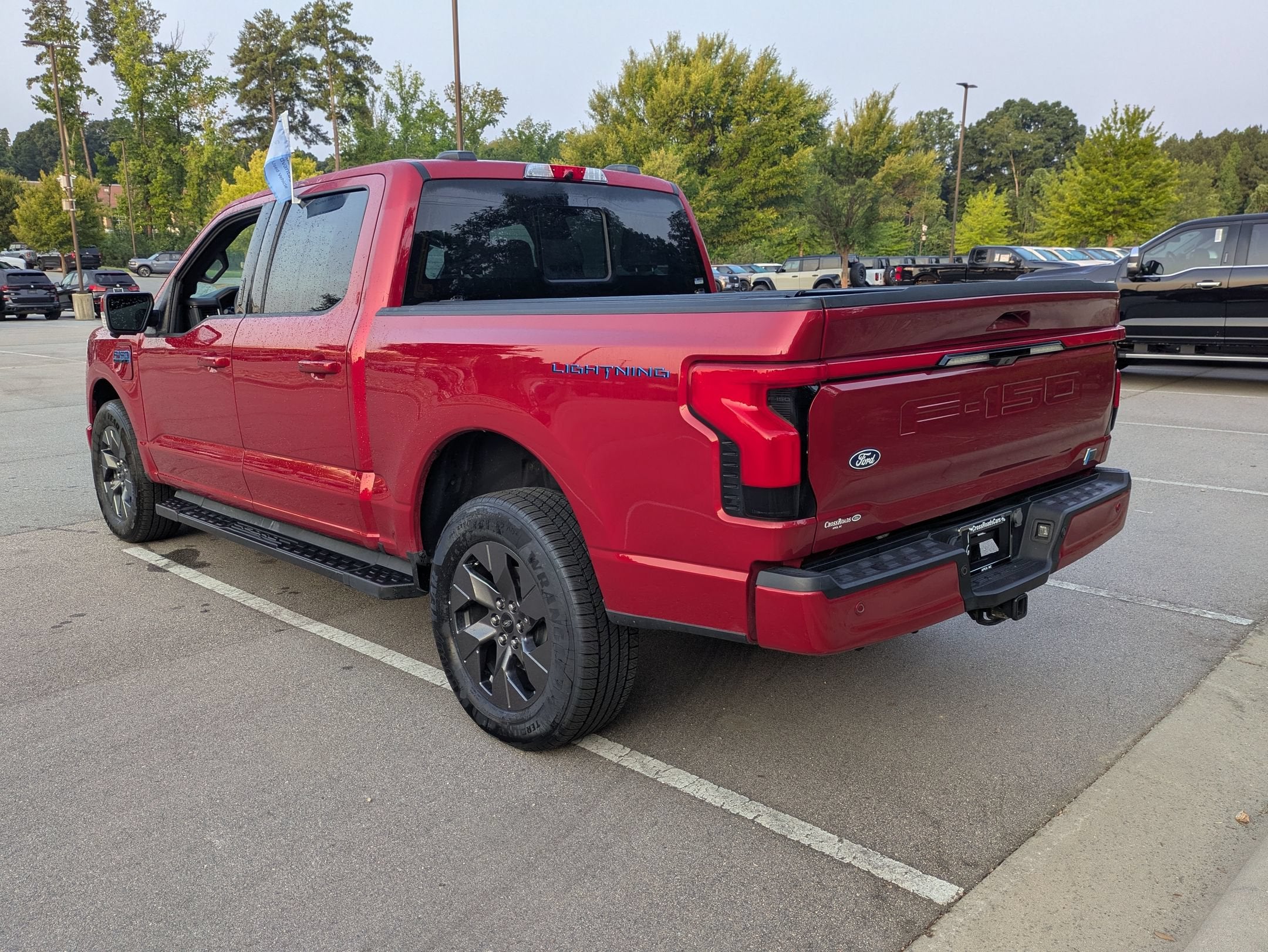 2024 Ford F-150 Lightning LARIAT