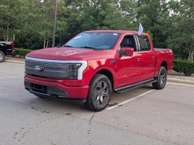 2024 Ford F-150 Lightning LARIAT