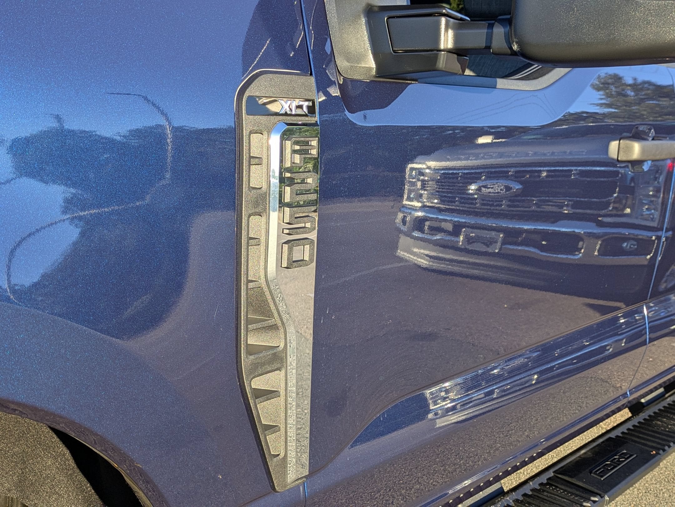 2027 Ford Super Duty F-250 SRW XLT