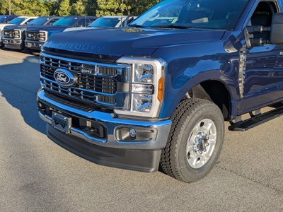 2027 Ford Super Duty F-250 SRW XLT