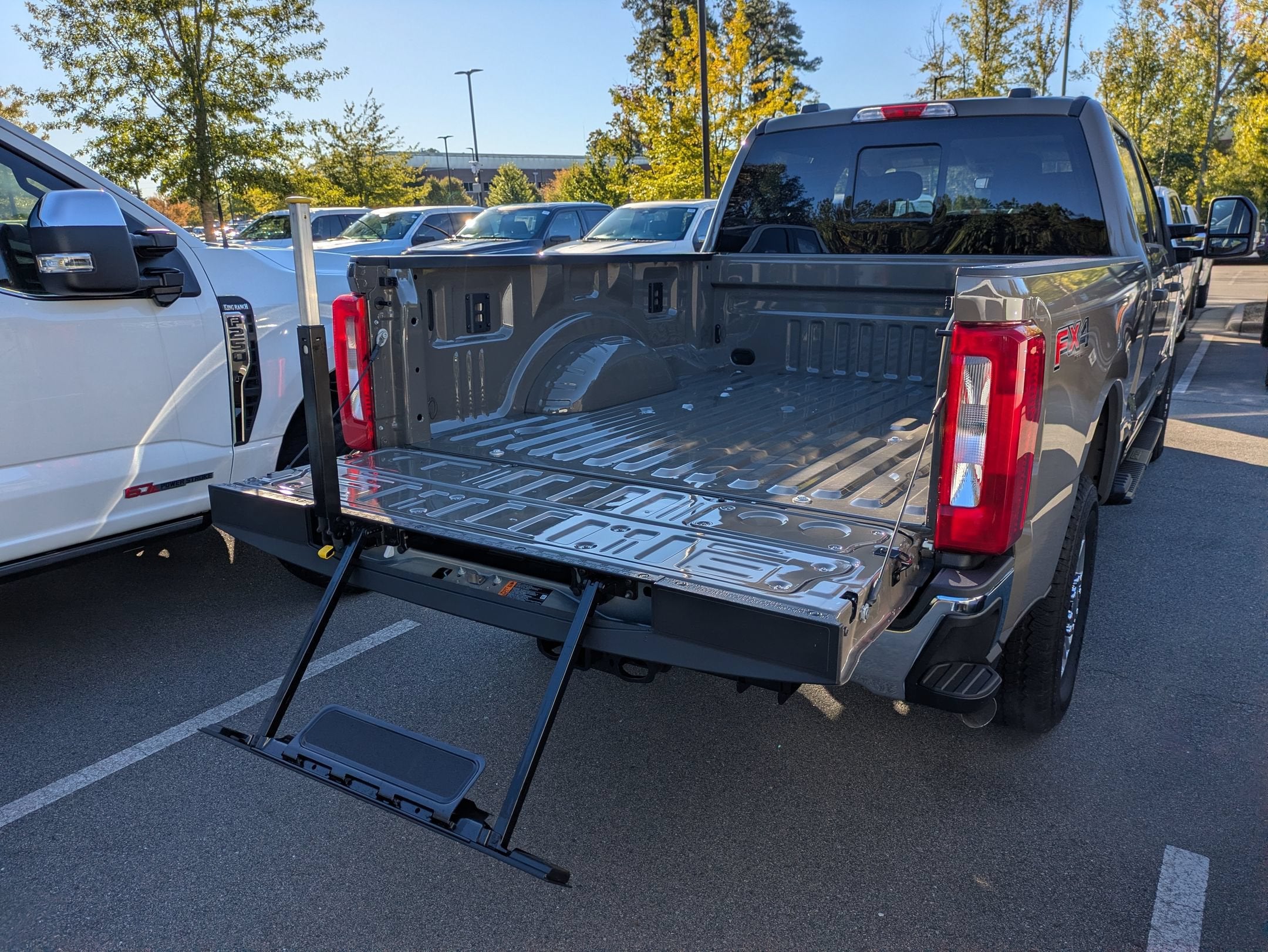 2027 Ford Super Duty F-250 SRW XLT