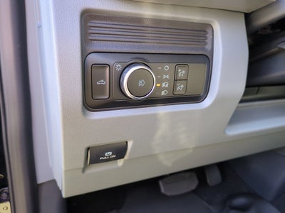 2027 Ford Super Duty F-250 SRW XLT