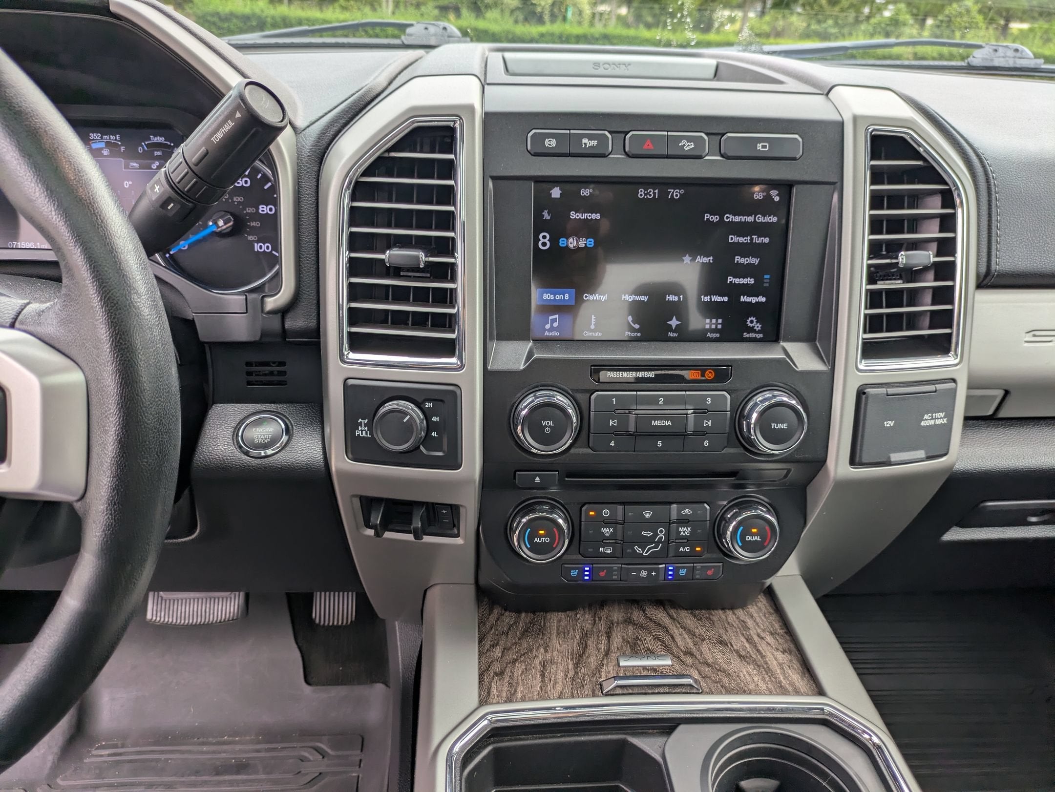 2017 Ford Super Duty F-250 SRW Lariat