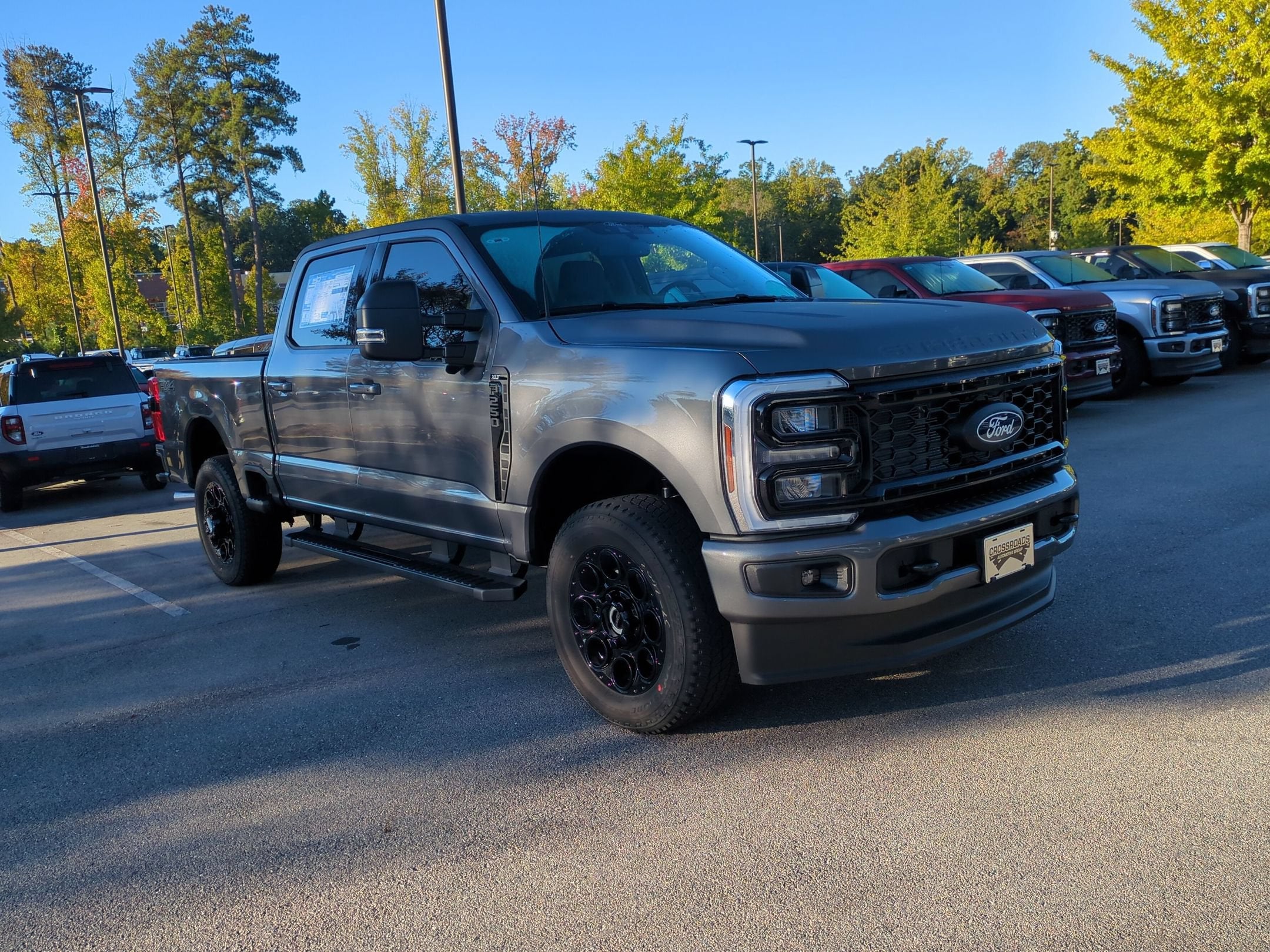 2027 Ford Super Duty F-250 SRW XLT