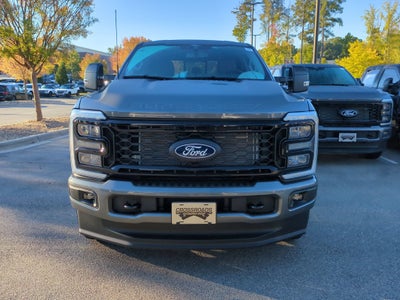 2027 Ford Super Duty F-250 SRW XLT