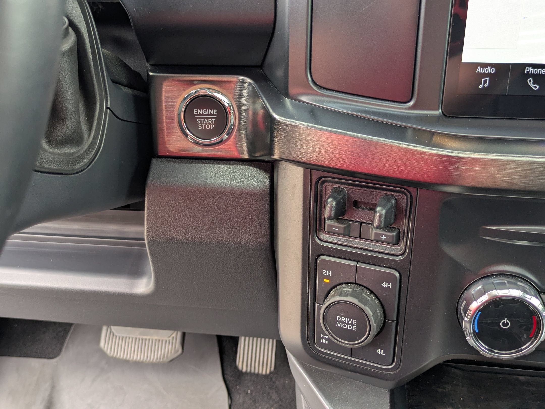 2023 Ford Super Duty F-250 SRW LARIAT