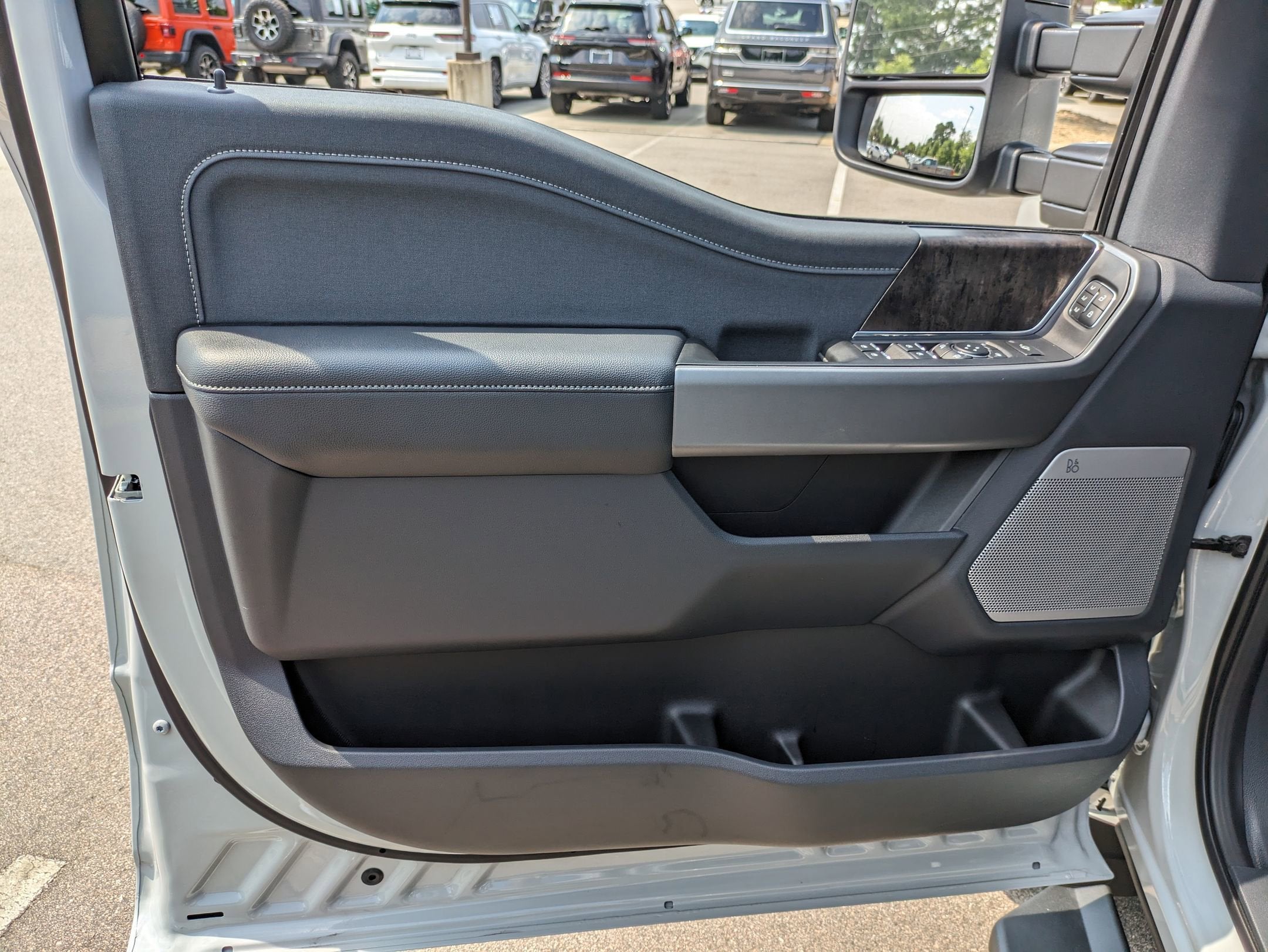 2025 Ford Super Duty F-250 SRW LARIAT