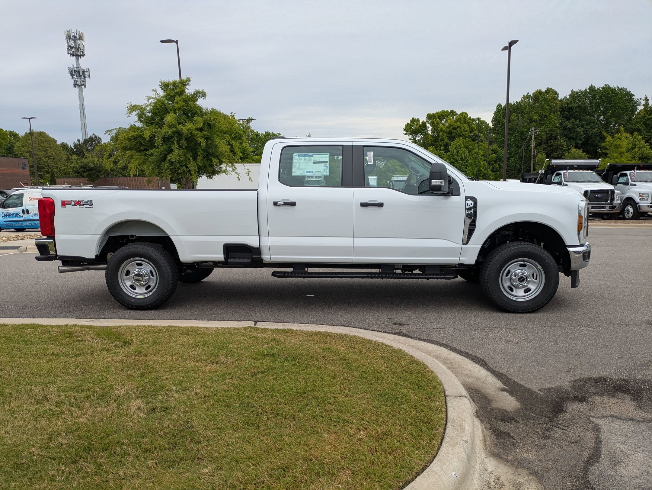 2026 Ford Super Duty F-350 SRW XL