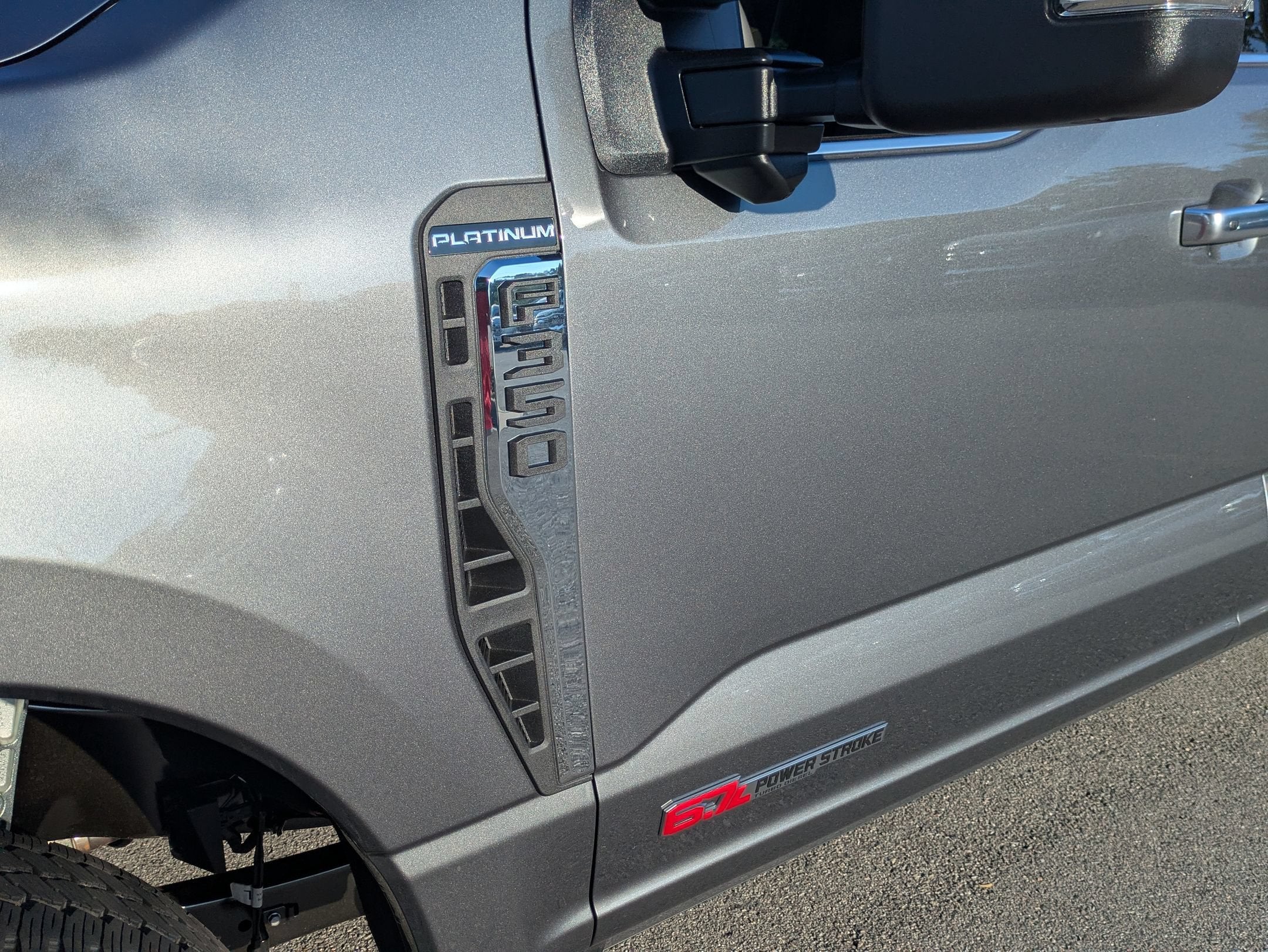 2026 Ford Super Duty F-350 SRW Platinum