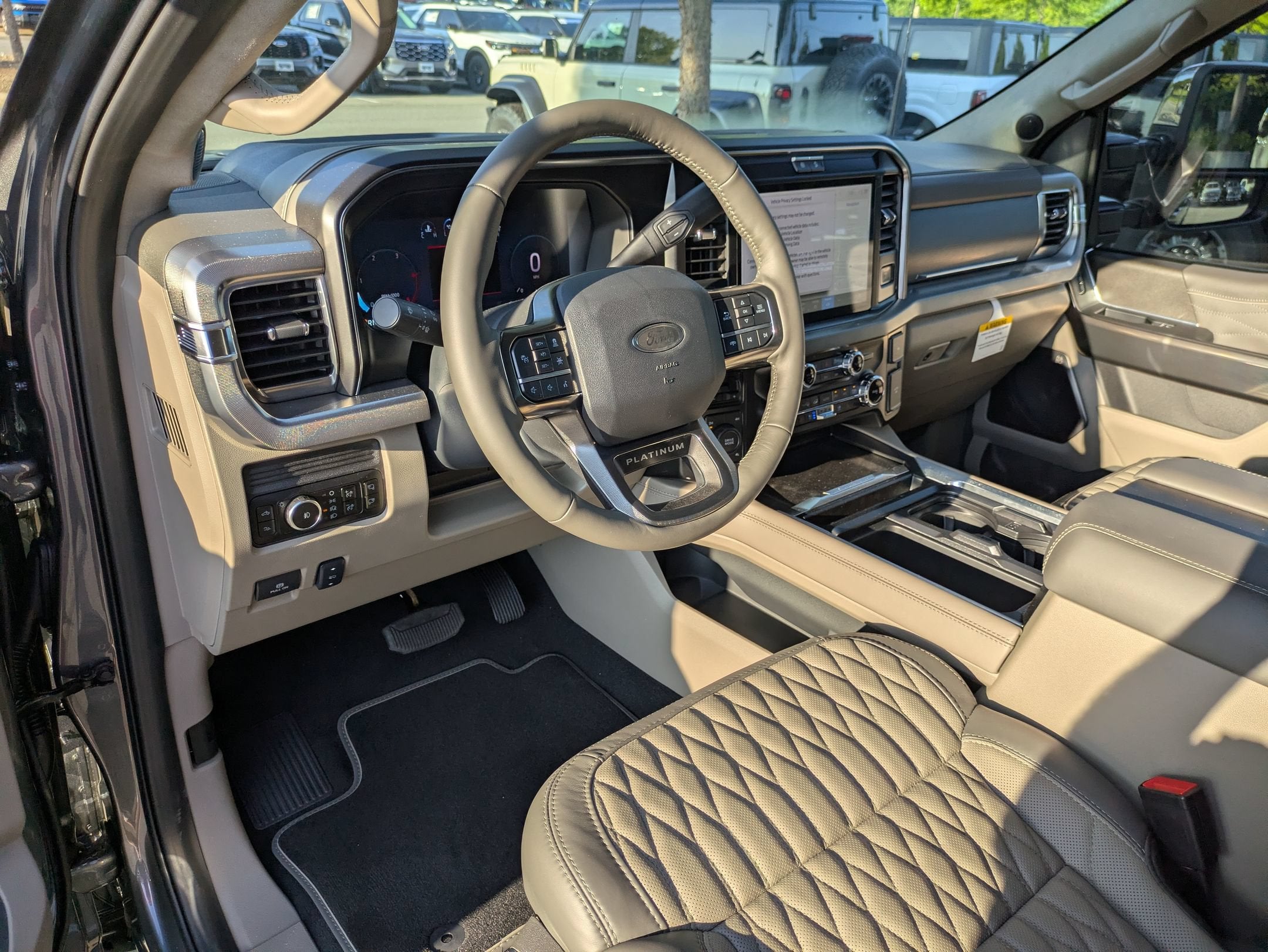 2026 Ford Super Duty F-350 SRW Platinum