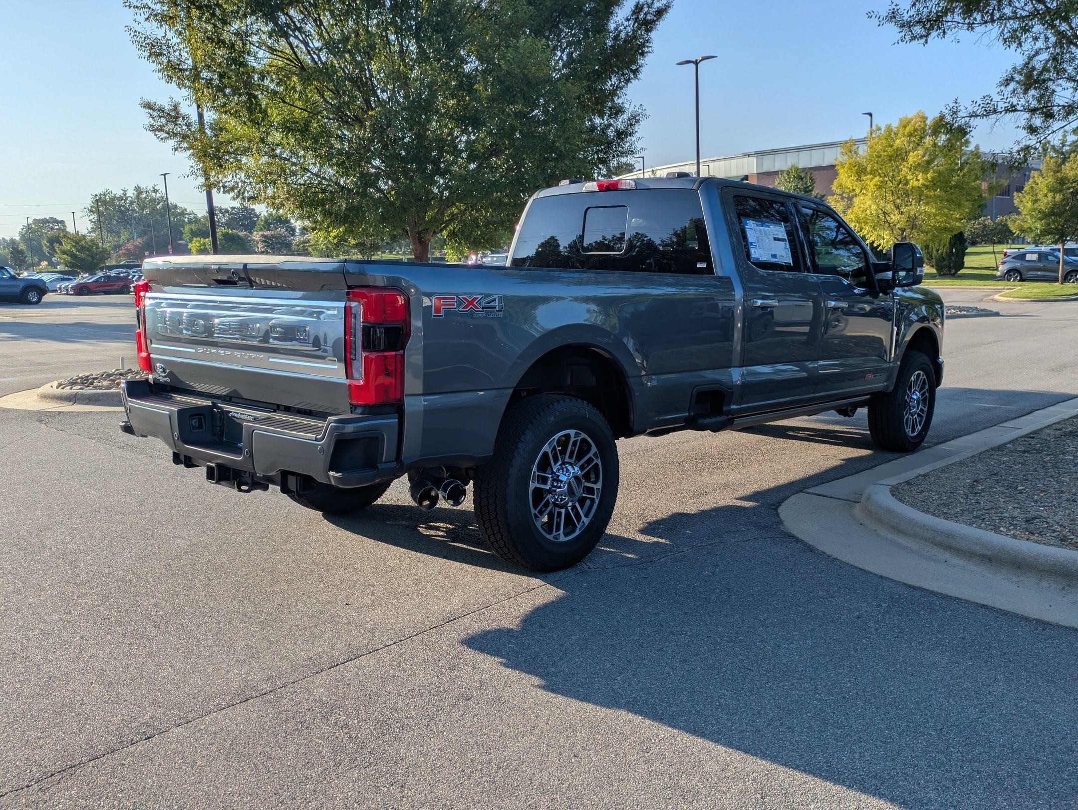 2026 Ford Super Duty F-350 SRW Platinum