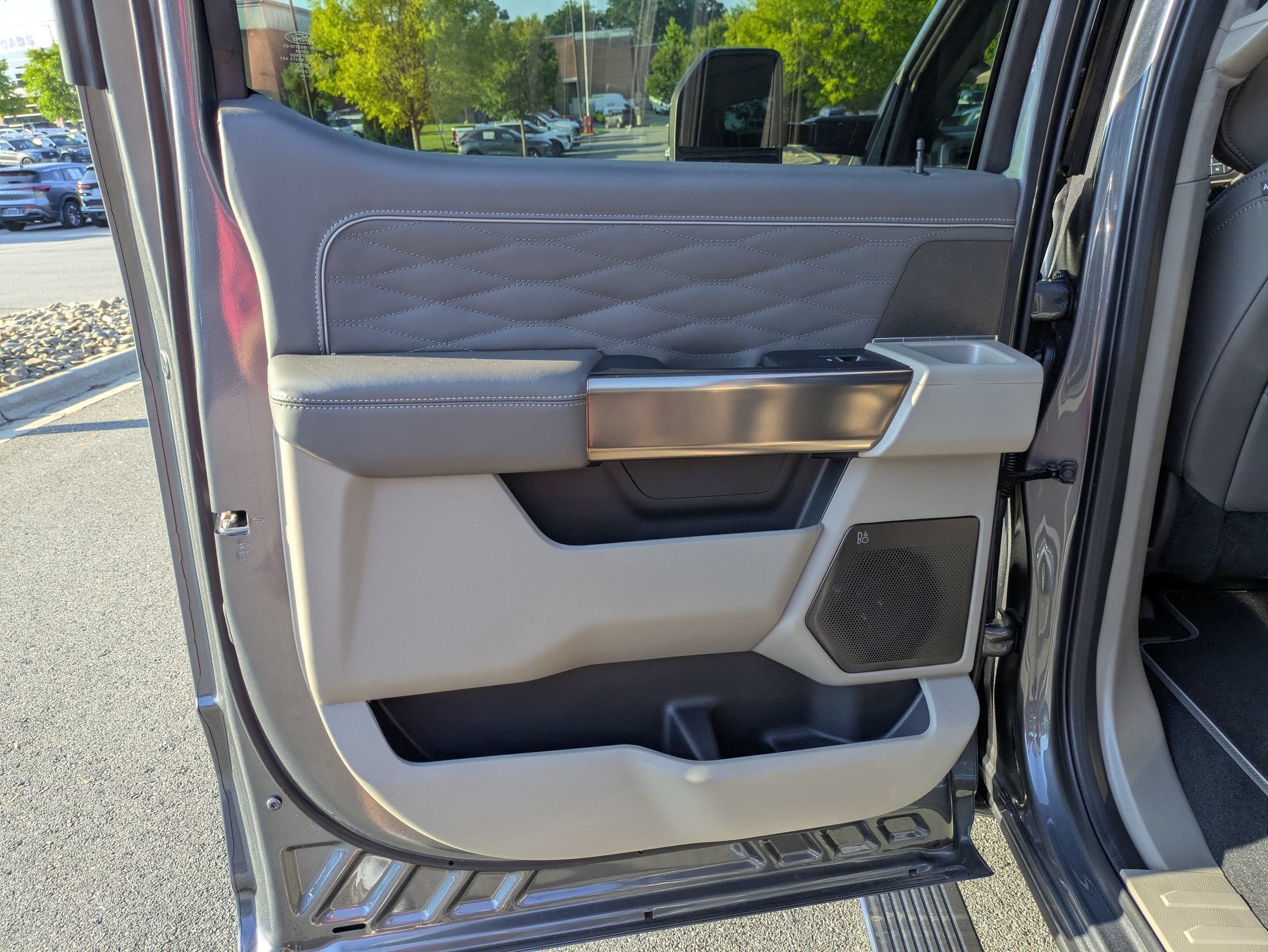 2026 Ford Super Duty F-350 SRW Platinum