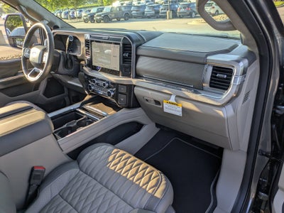 2026 Ford Super Duty F-350 SRW Platinum