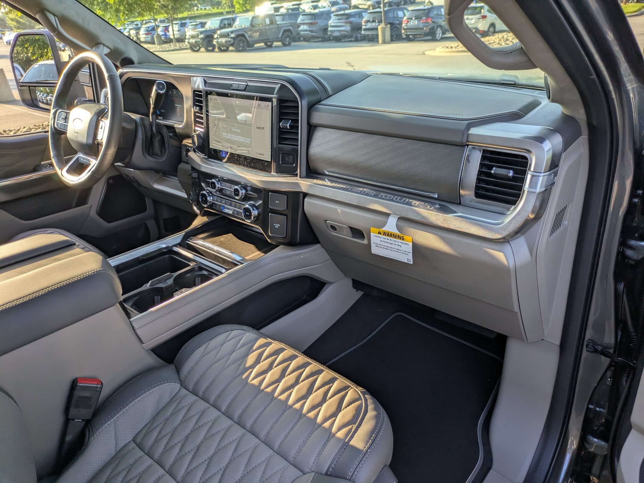 2026 Ford Super Duty F-350 SRW Platinum