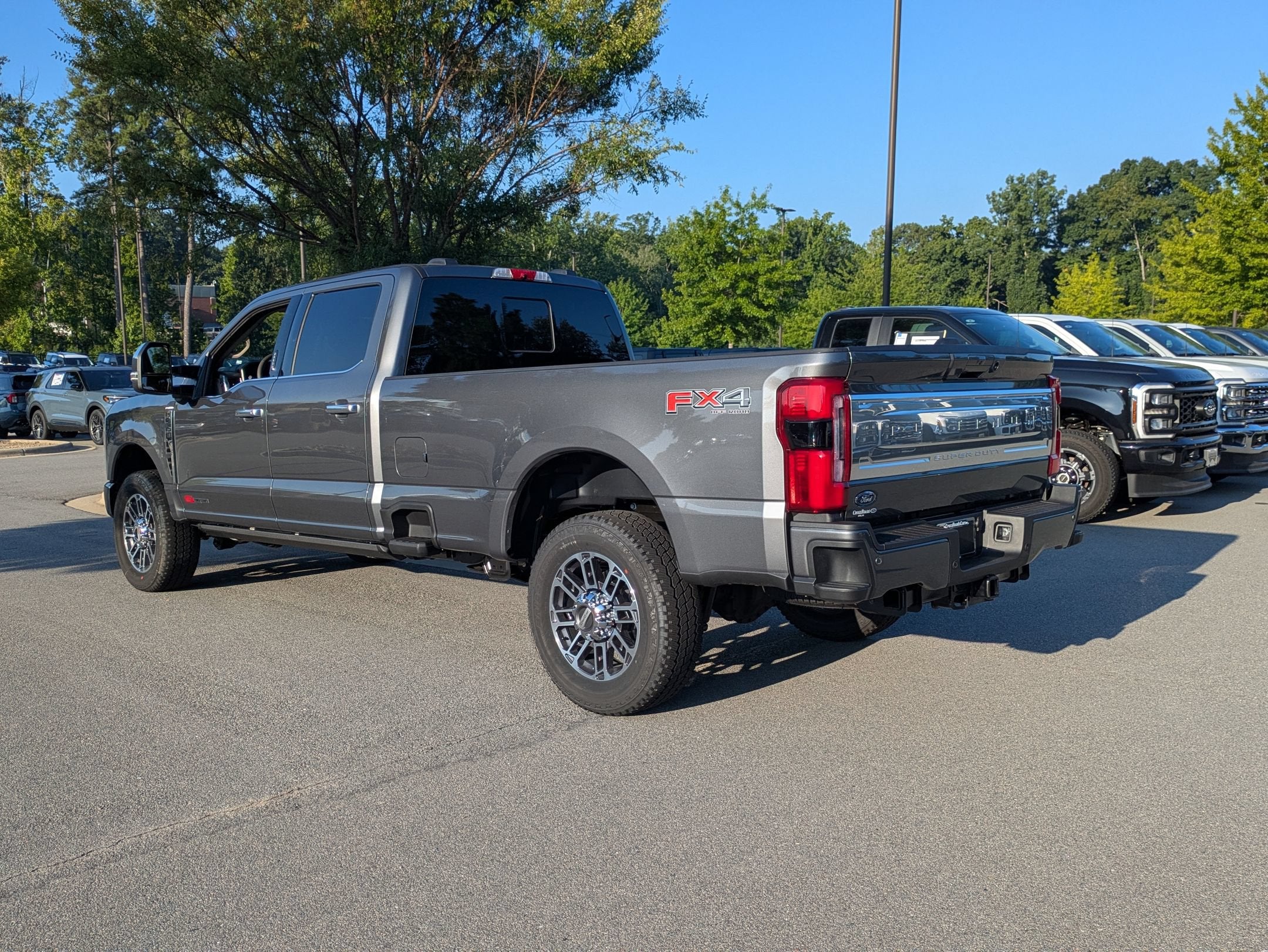 2026 Ford Super Duty F-350 SRW Platinum