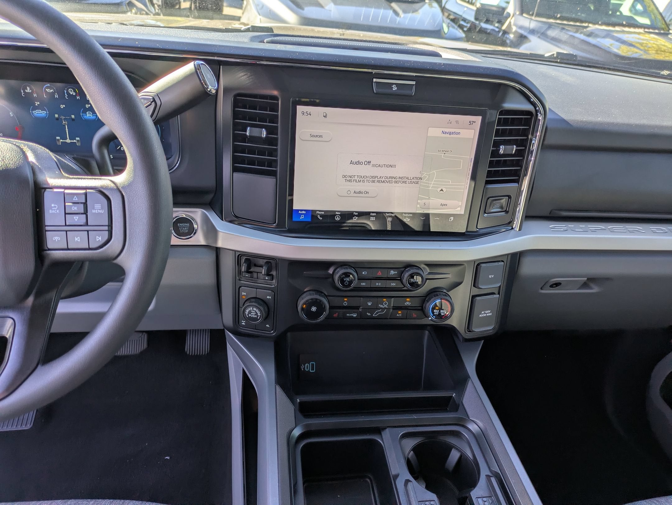 2027 Ford Super Duty F-350 SRW XLT