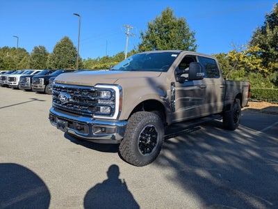 2027 Ford Super Duty F-350 SRW XLT