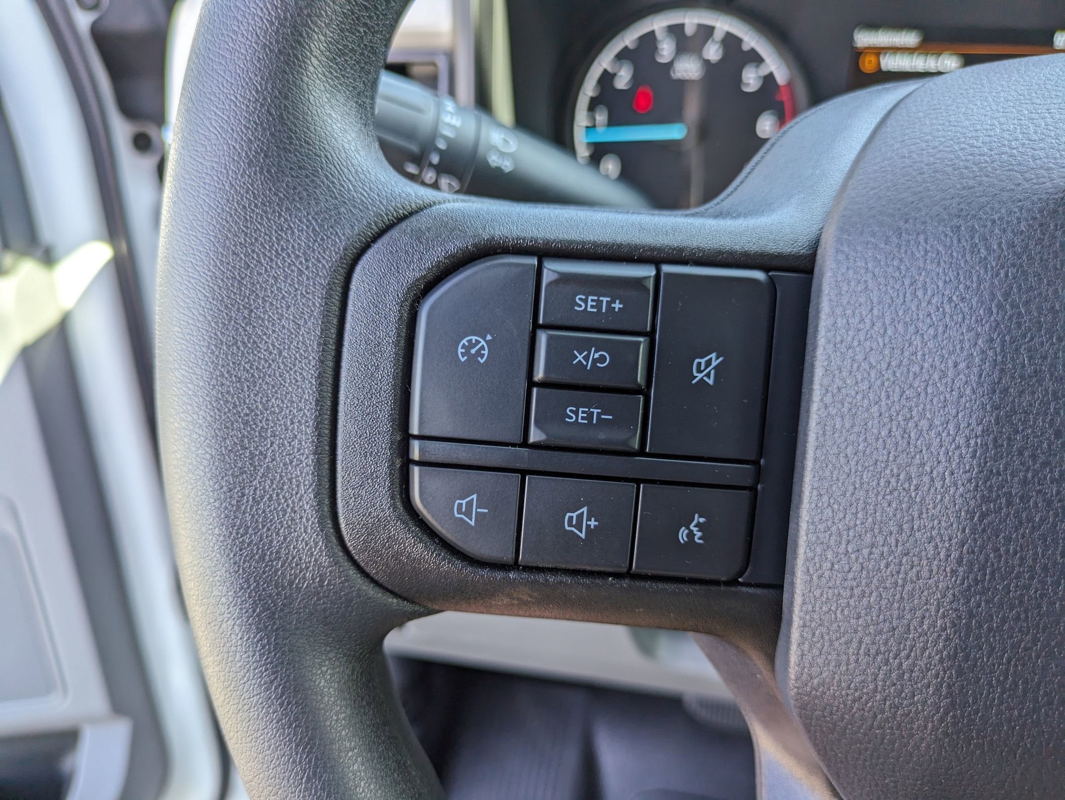 2025 Ford Super Duty F-350 SRW XLT