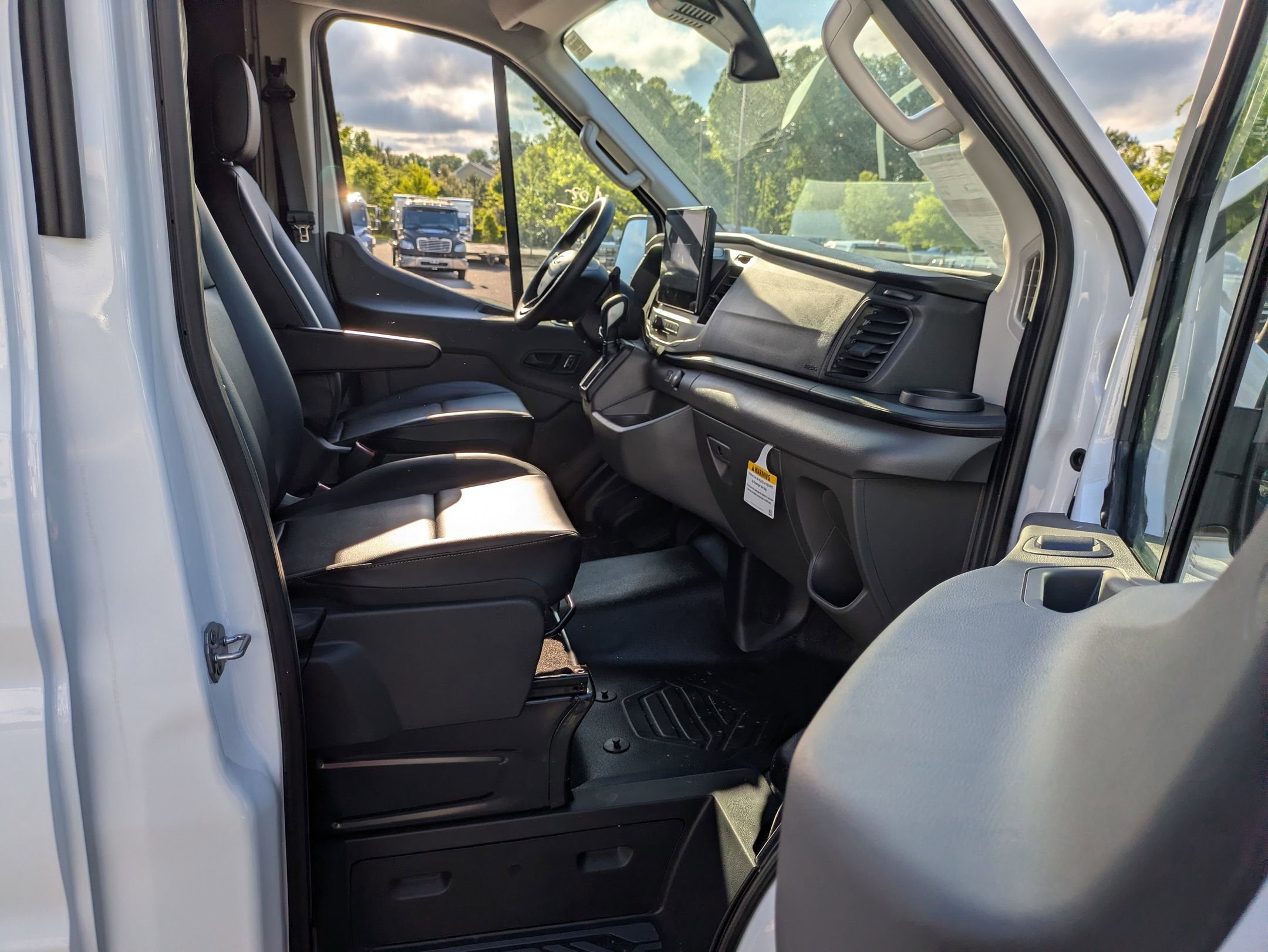 2026 Ford Transit Cargo Van Base