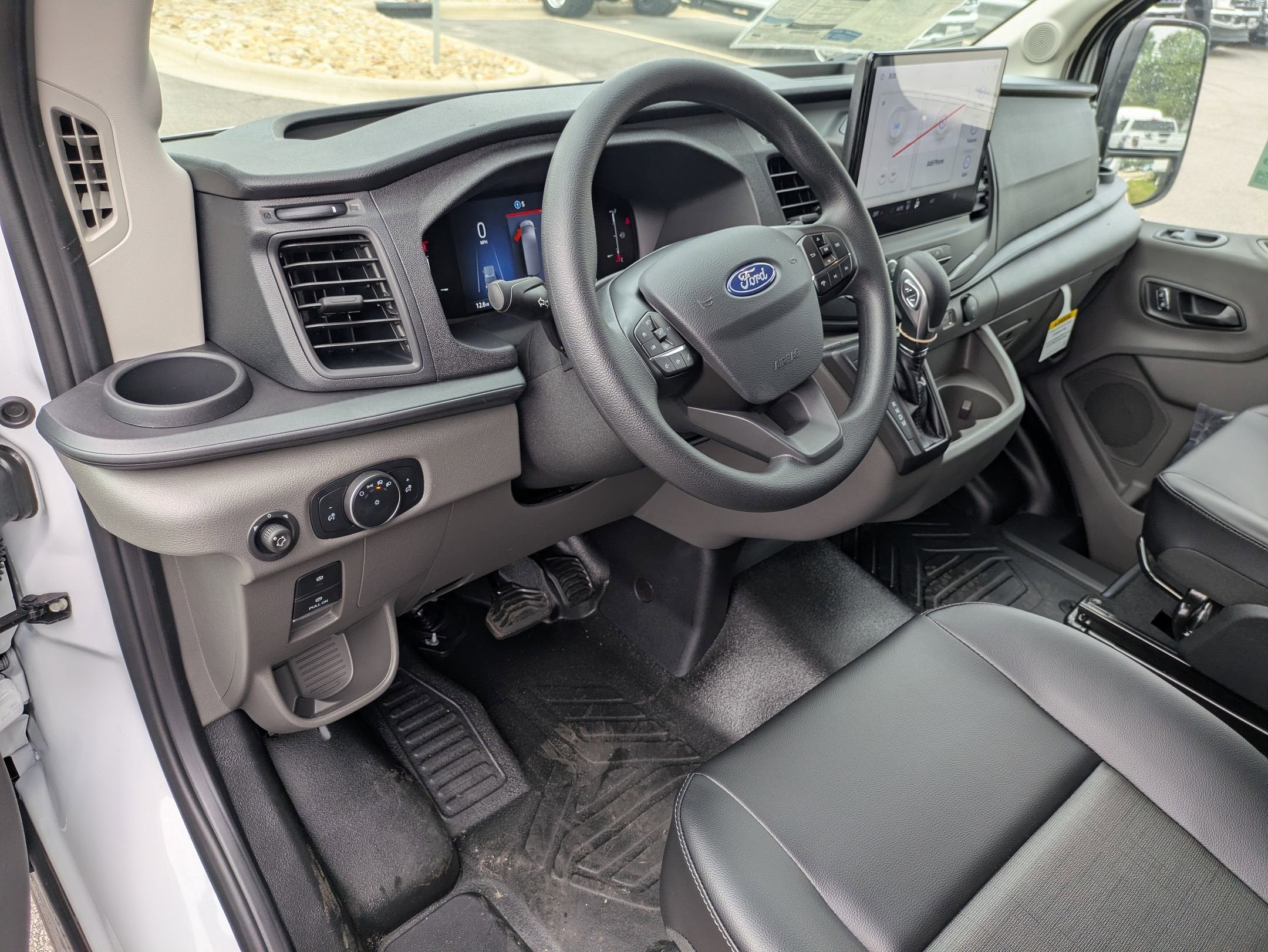 2026 Ford Transit Cargo Van Base