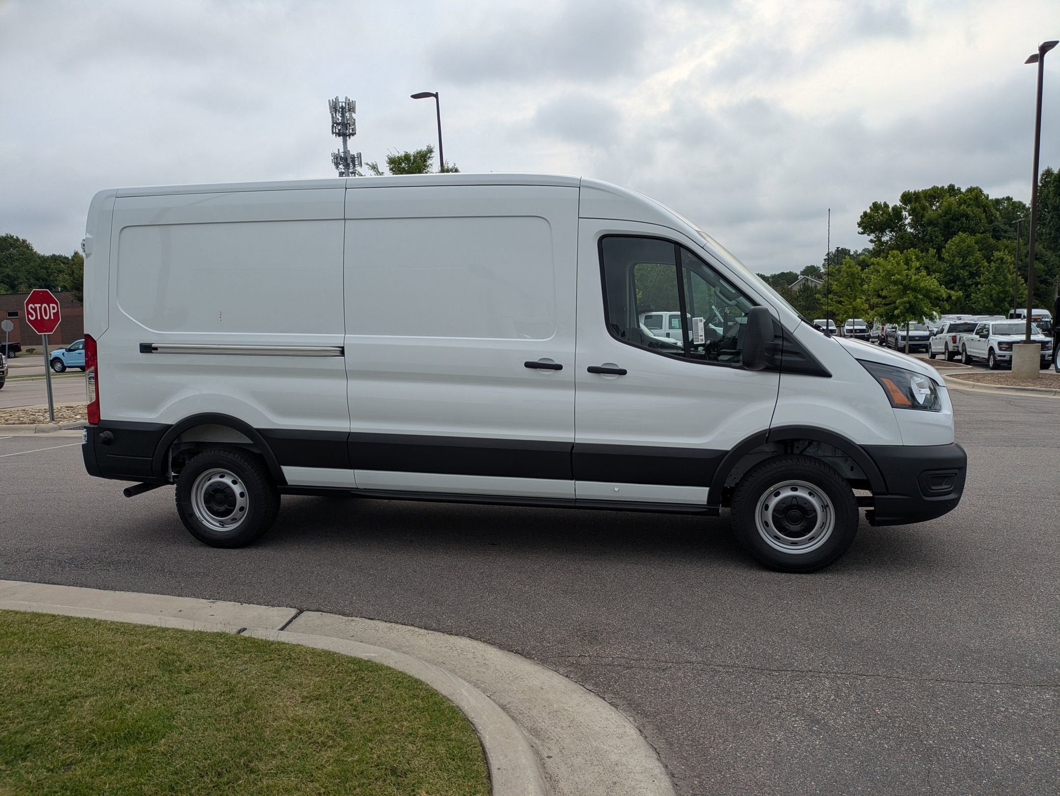2026 Ford Transit Cargo Van Base