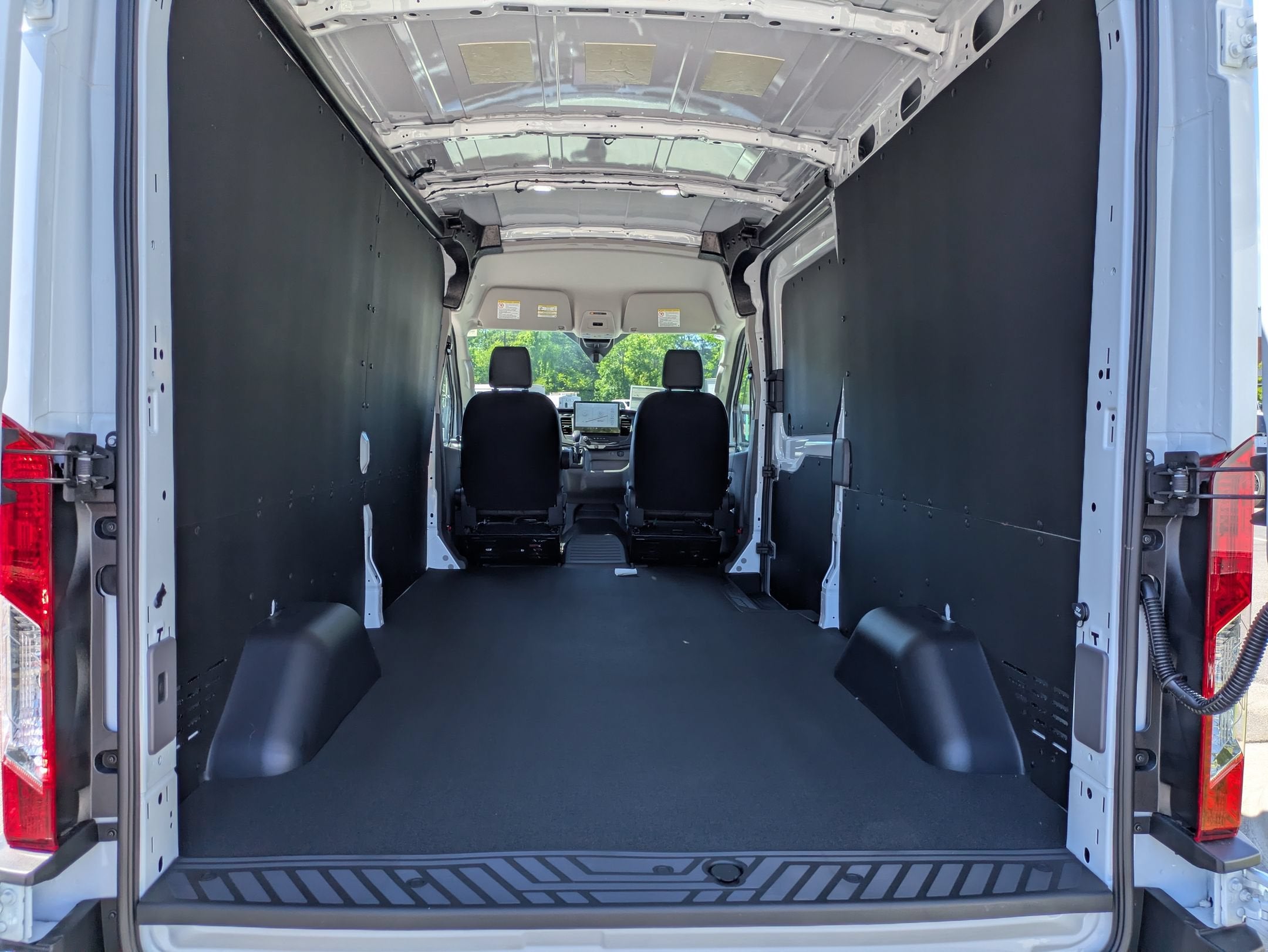 2026 Ford Transit Cargo Van Base