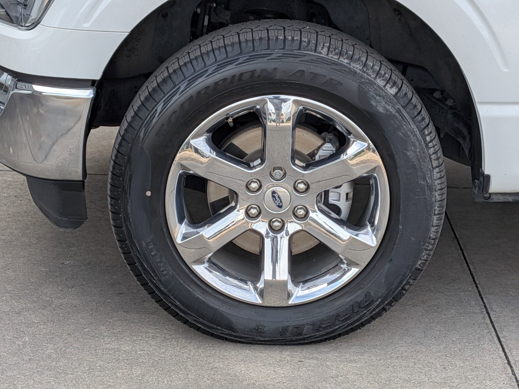 2023 Ford F-150 LARIAT