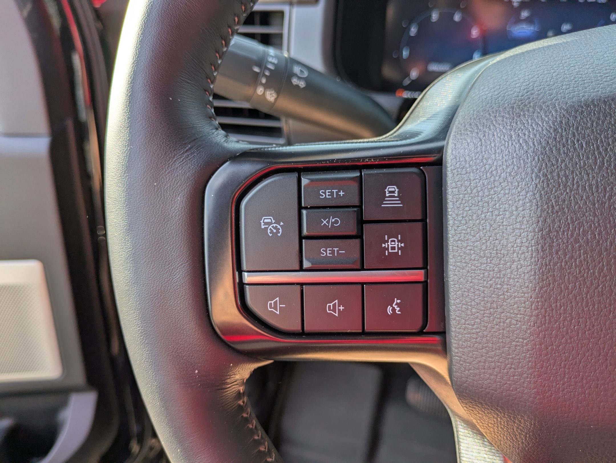 2026 Ford F-150 Platinum - Crossroads Courtesy Demo