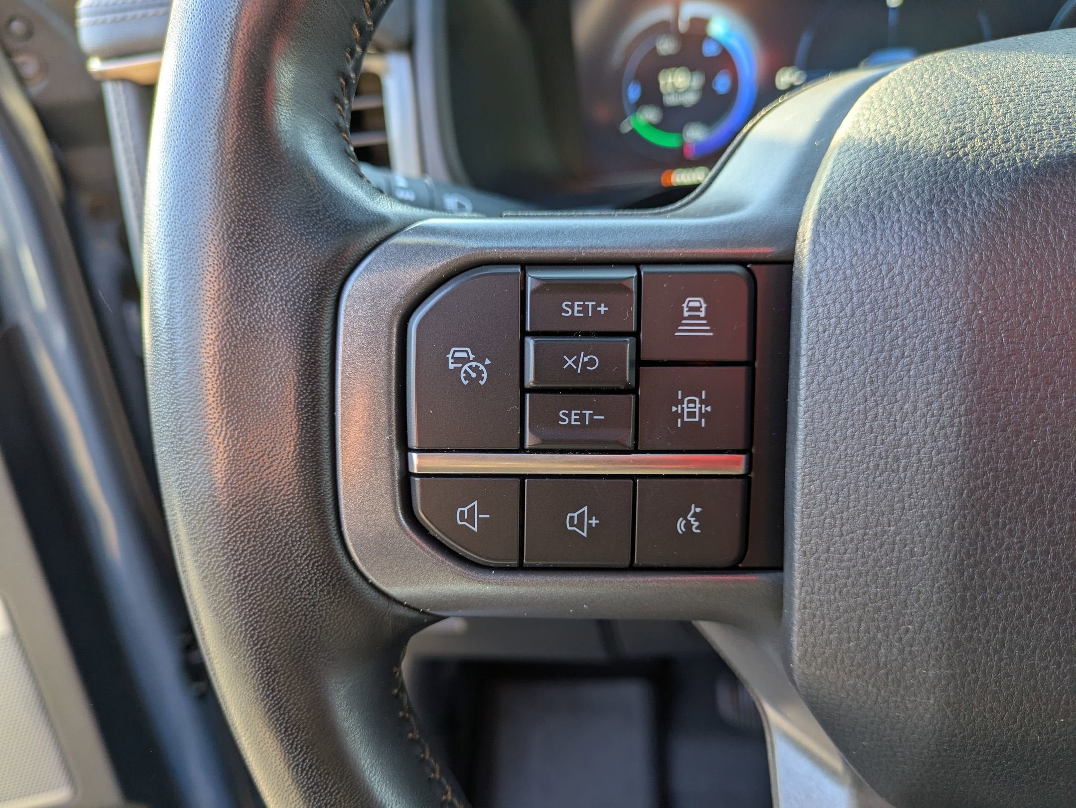 2023 Ford F-150 Lightning LARIAT