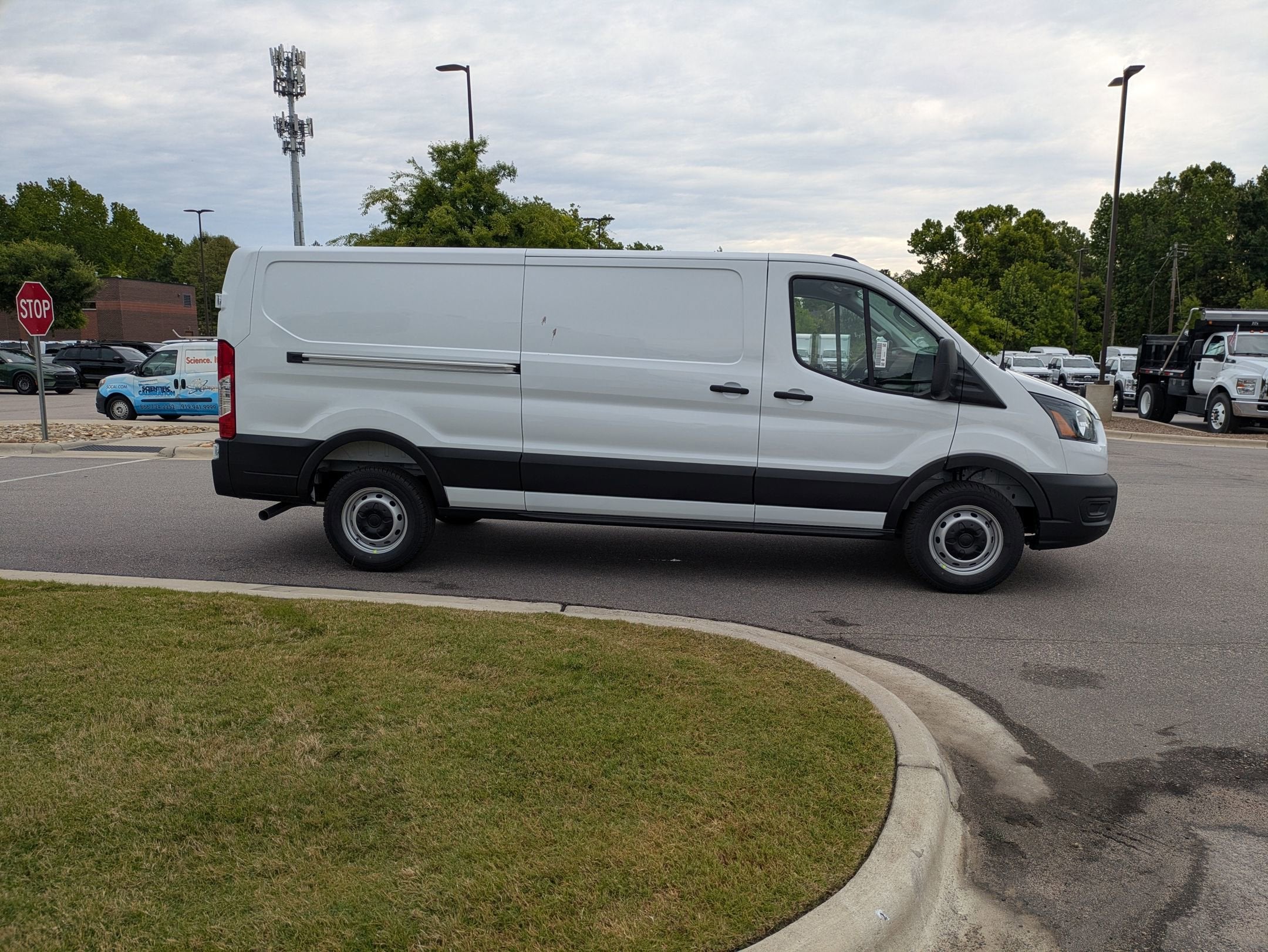 2026 Ford Transit Cargo Van Base